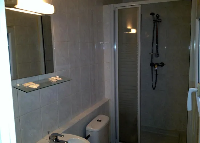 Отель Du Centre Париж