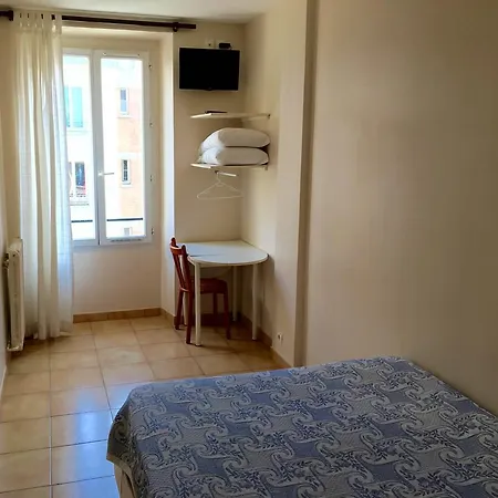 Du Centre Hotel